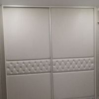 Шкаф купе для спальни на заказ в белом тоне