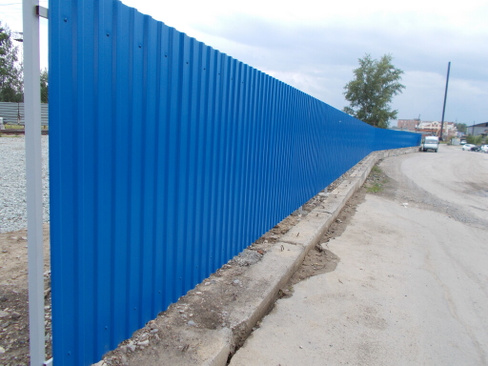 Забор из профлиста 2 м синий